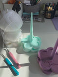 Load and play video in Gallery viewer, Flower Yarn Spinner for Crochet & Knitting

